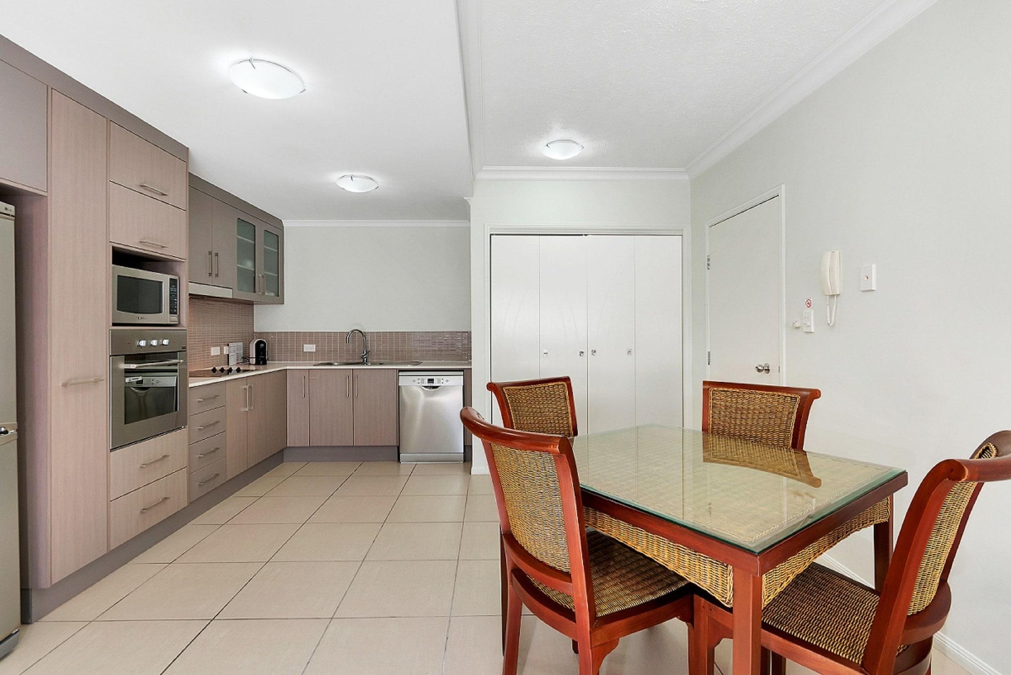 Elysium Apartments Palm Cove Dış mekan fotoğraf