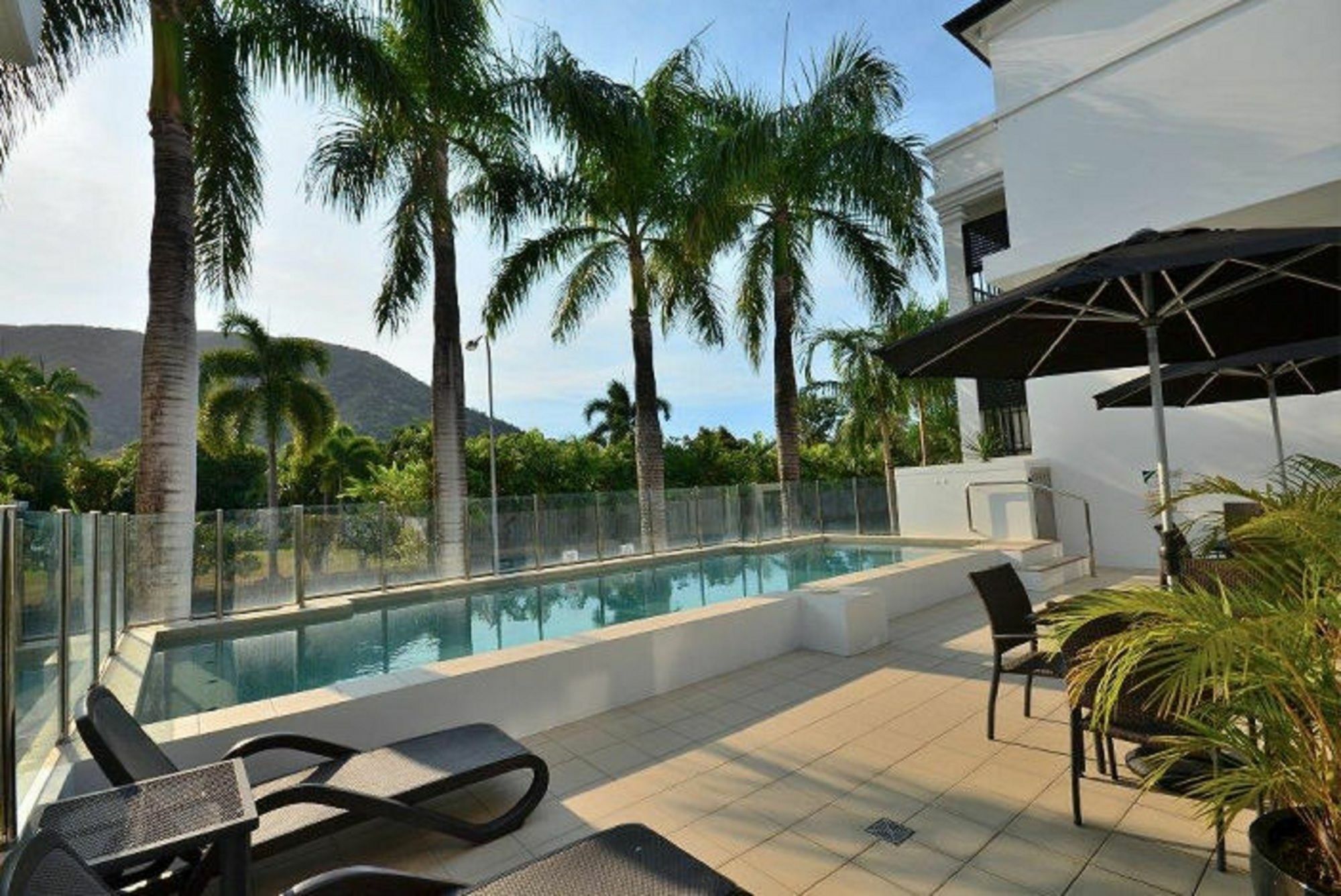 Elysium Apartments Palm Cove Dış mekan fotoğraf