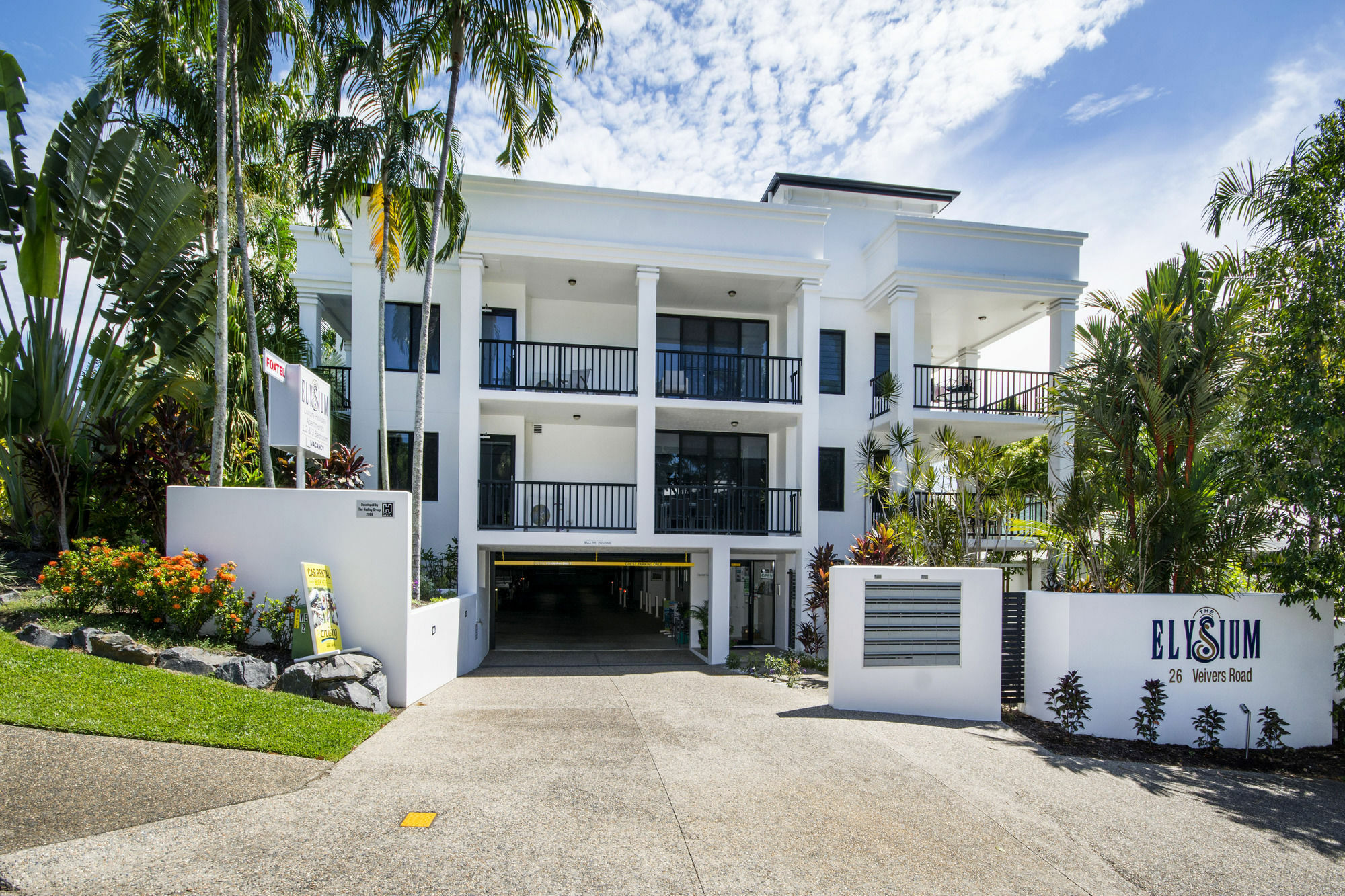 Elysium Apartments Palm Cove Dış mekan fotoğraf